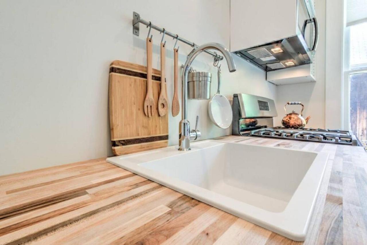 Appartement Miraculously Modern In A Vintage Shell Midtown à Memphis Extérieur photo